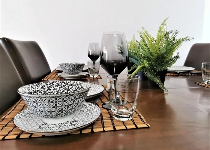 Apartmán Cosea Living: Seaside 2 Bedroom Flat Kings Palace 209 *