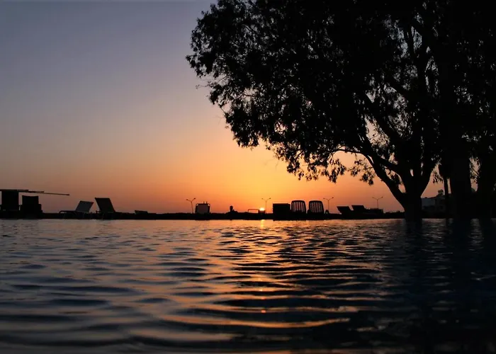 Cosea Living: Seaside 2 Bedroom Flat Kings Palace 209 Paphos