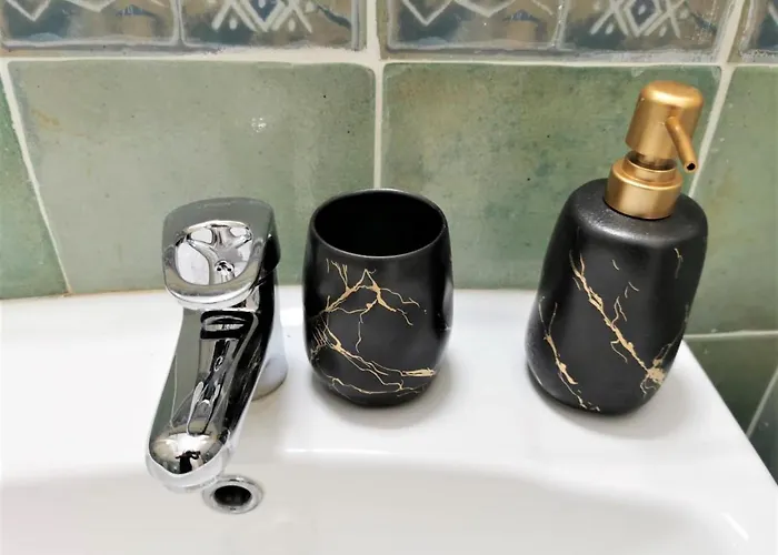 Apartmán Cosea Living: Seaside 2 Bedroom Flat Kings Palace 209 *